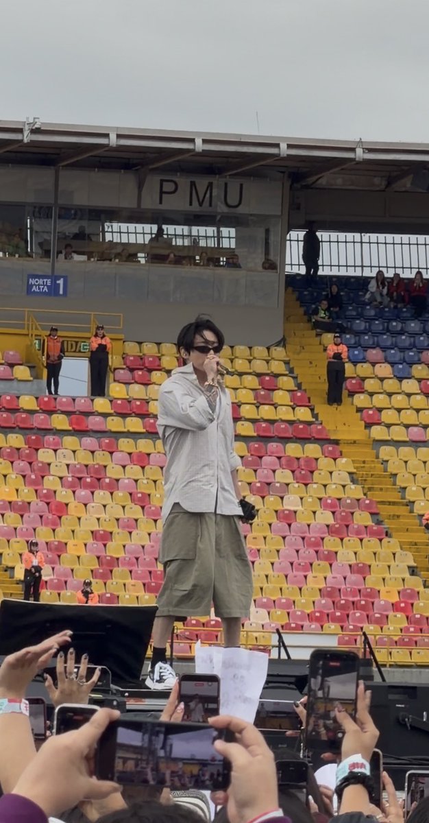 prettykooI's tweet photo. be a good girlfriend and go see your man perform ♥️🔥 https://t.co/SWJ47QI0wH