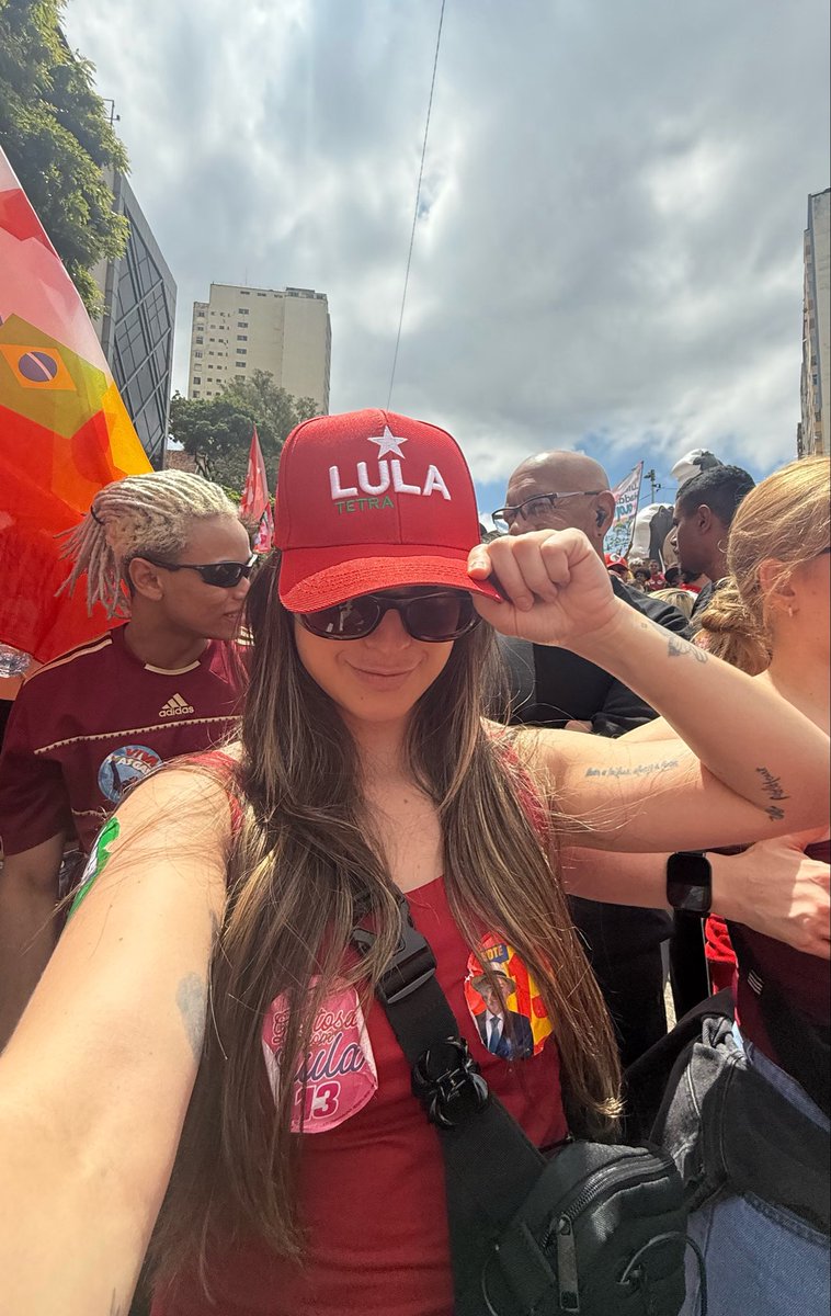 tweetsdatali's tweet photo. HOJE FOI FODA! 

LULA PRESIDENTE ⭐️ https://t.co/3ip6rLRlHD