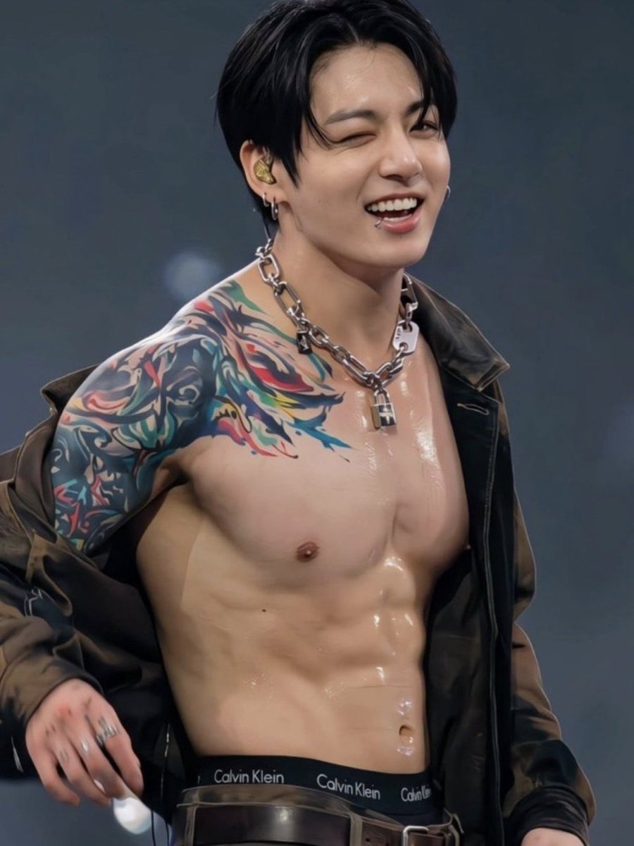 taelemmekook's tweet photo. never argue w a girl who saw this jungkook irl she WILL win https://t.co/G0wJc7MuCt