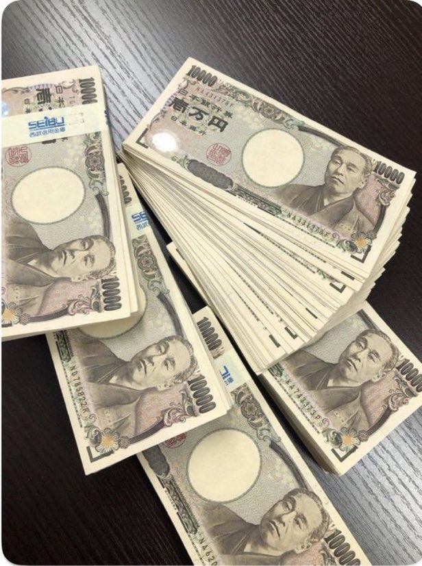 Paypayuh's tweet photo. もし今日、500万円もらえたらみんなは何に使う？🤔

① 借金を返す
② 投資する
③ 人生をもっと良くするために使う https://t.co/d1AlZow1Iq
