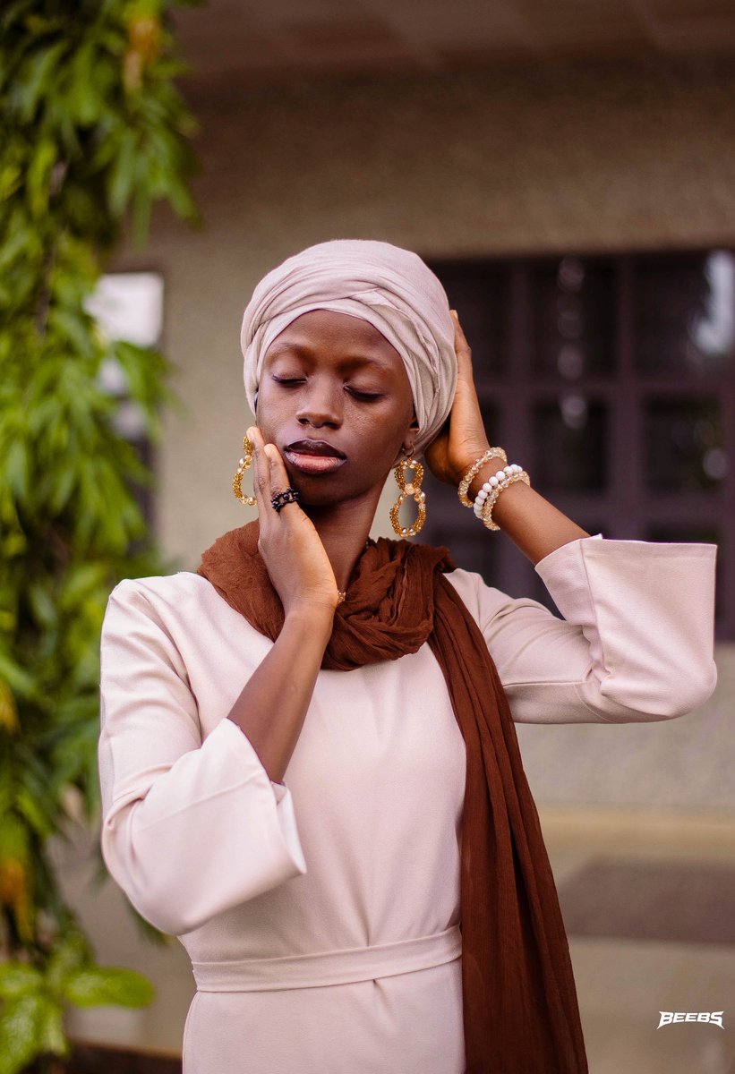 iamShitabey's tweet photo. Have you seen a fine Yoruba-Fulani girl today? If you haven’t, here is one right here

📸: @heis_beebs https://t.co/fauVIYUJ07