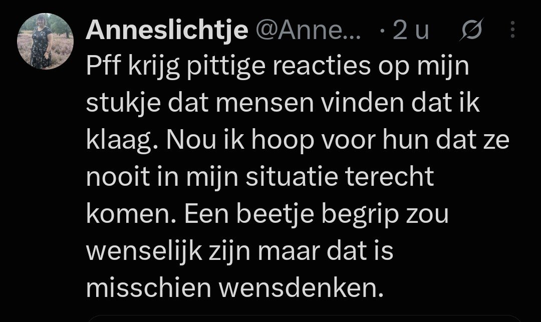 Paulus_dwerg's tweet photo. Natuurlijk dat men #Klaagt op je #gejank @Anneslichtje #AnnesLichtje je moet een schop onder je #Kudt krijgen, oh ben moe, even rusten na 1 een kruiwagen verplaatsen op de #KinderBoerderij en haar #uitkering de schuld geven. Dat het mokkel te weinig krijgt https://t.co/as0oRB4CMy