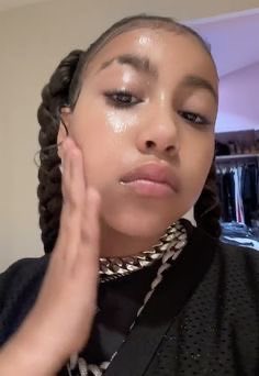 HazyAddict's tweet photo. Yes, Baby girl. Rub it all over. 😵‍💫🤤 https://t.co/KkJJOXiNq5