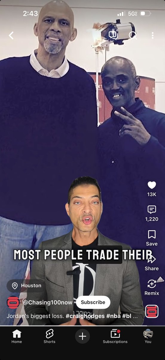 Ronmerealfast's tweet photo. I salute Greig Hodges and denounce Micheal Jordan and Magic Johnson.👀🤔🧐❤️🌞 https://t.co/uIIbrU135L