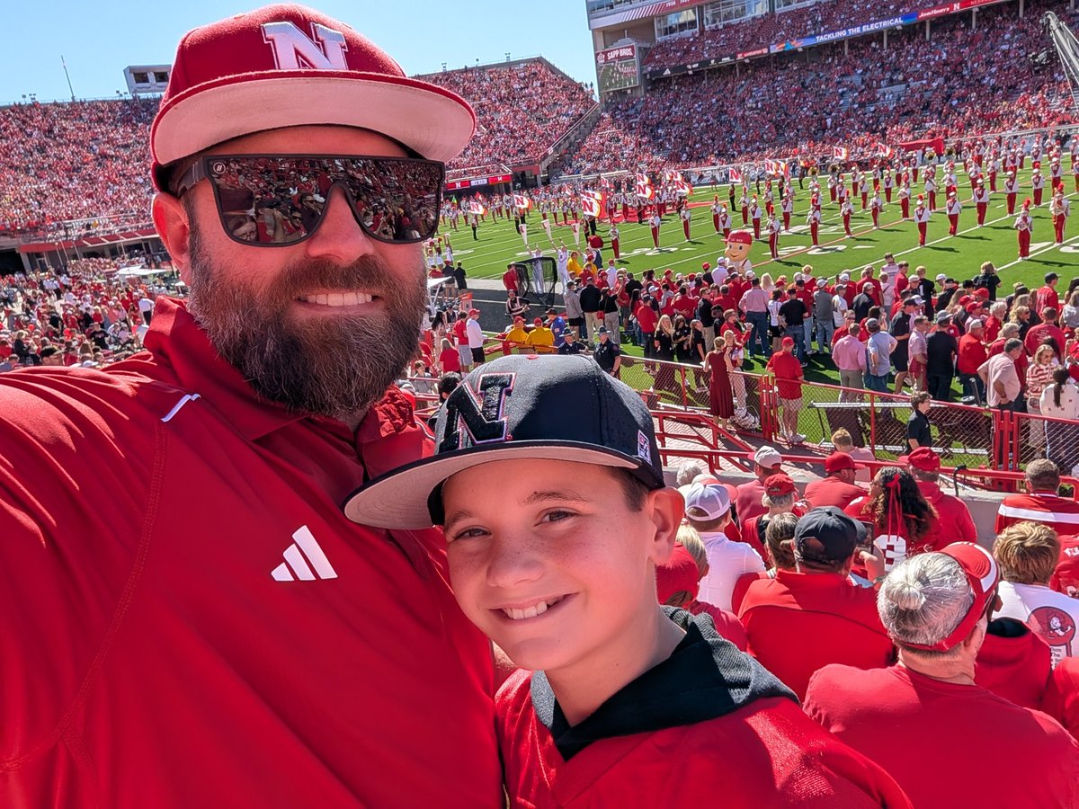 datazach1's tweet photo. #huskers https://t.co/4xQYRlBAQI