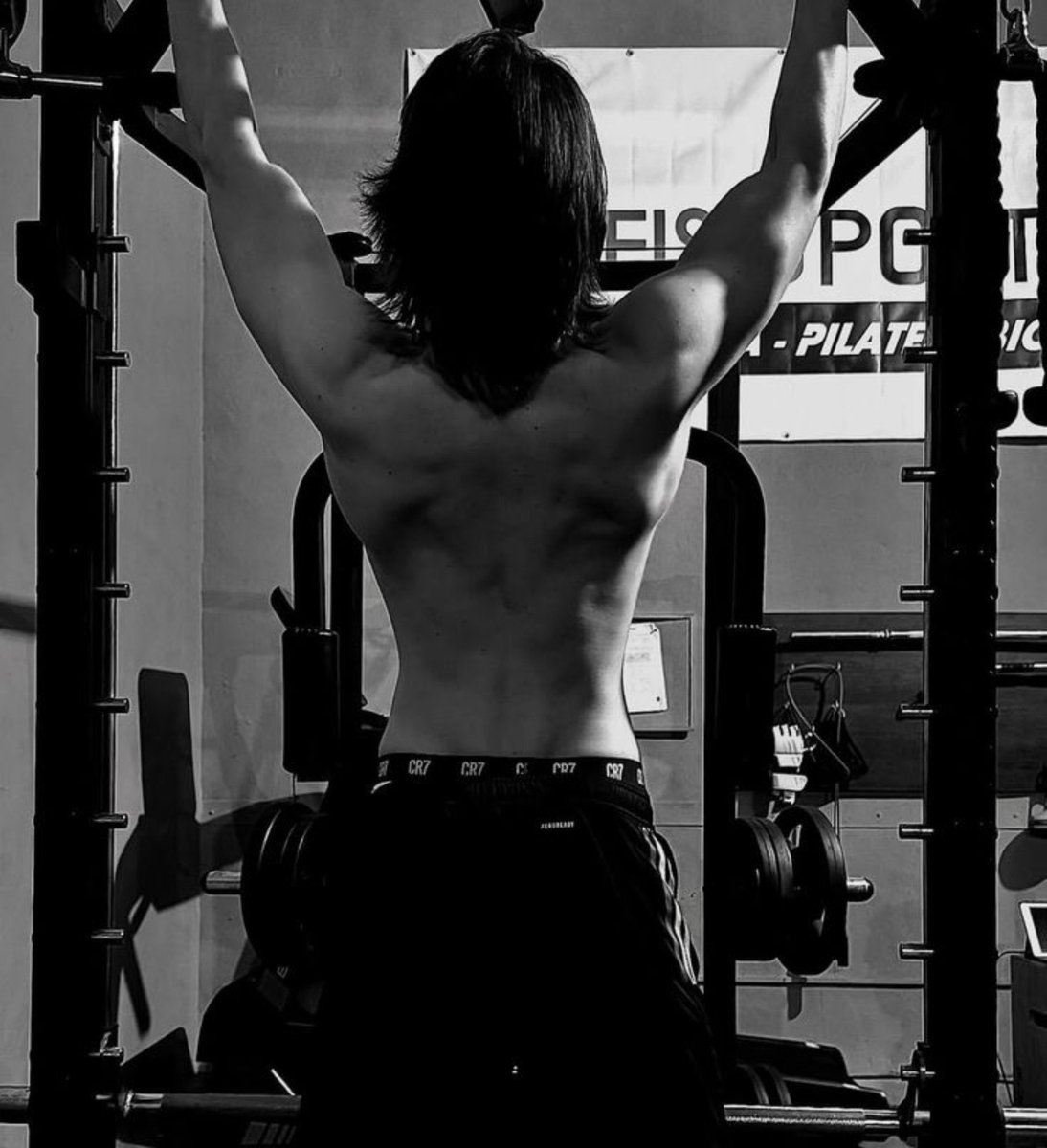deadfires's tweet photo. Gym https://t.co/mh50FKomG2