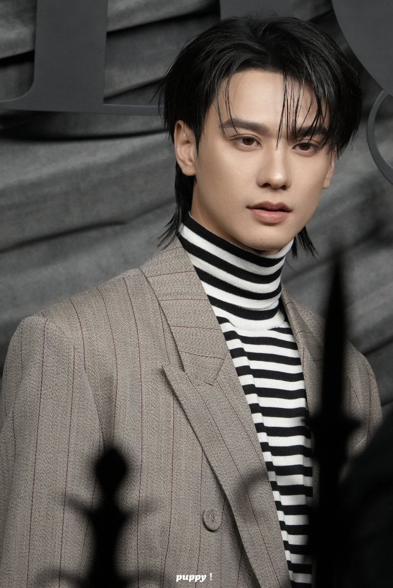 prinslunae's tweet photo. keng looks absolutely Unreal tonight. 

KENG NAMPING AT BOF 500 GALA 
#BOF500xKENGNAMPING 
#KengHarit #nampingster https://t.co/IN3ITvjwCW