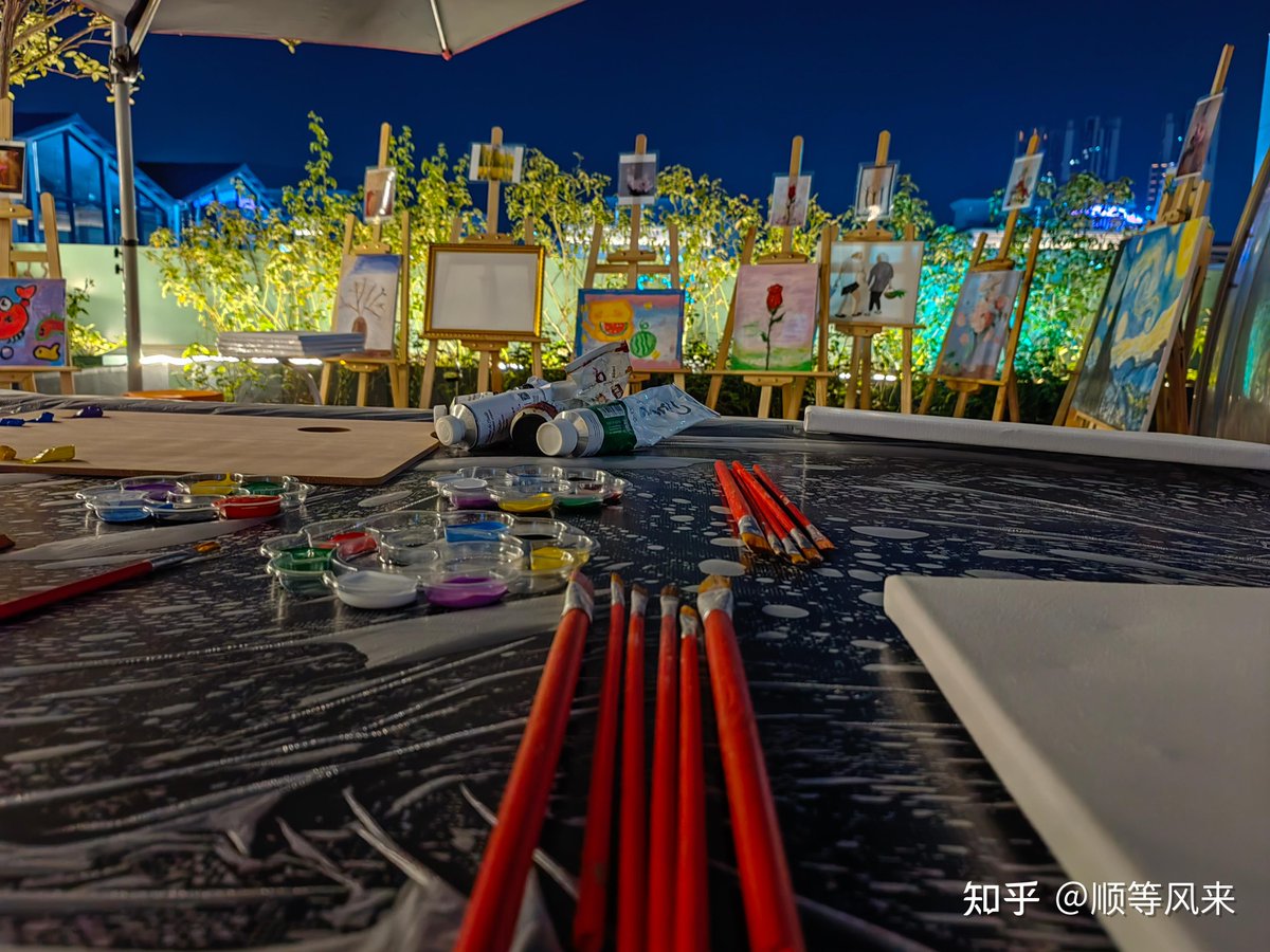 AmeliaKimbcavu's tweet photo. Explora la magia del arte en una noche única! Talleres de pintura interactiva y charlas con artistas locales hoy en el Centro Cultural, entrada libre. Ven y crea recuerdos coloridos!， https://t.co/N7sYyQHsGl