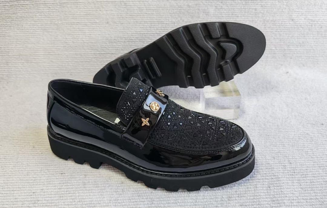 ndaamali's tweet photo. Abonne toi pour découvrir nos offres
📏 M0613 40 à 46
💰 Prix : 17.000 FCFA seulement !
🚚 Livraison disponible 🇸🇳
📲 Commandez au +221769209312
#NdamaShoes  #Dakar #ChaussuresHomme #ModeDakar #Team221 https://t.co/pJTq7t8nL6