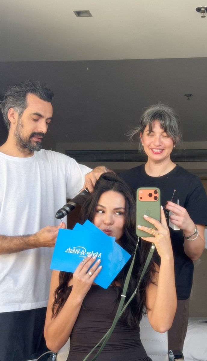 ebrusahinsunsun's tweet photo. Wonderful Ebru for #Makeawish🥹🥹🥹🥹🥹♥️♥️🫠🫠 #EbruŞahin https://t.co/6sKclt2c0M
