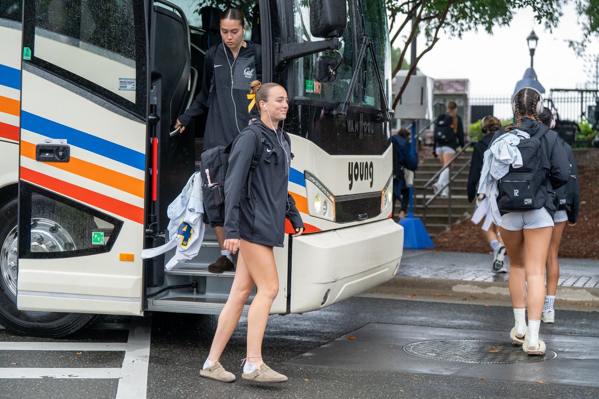 CalWSoc's tweet photo. 📍𝗢𝗡𝗦𝗜𝗧𝗘 𝗜𝗡 𝗗𝗨𝗥𝗛𝗔𝗠

#GoBears https://t.co/ZlbSlrj6fl