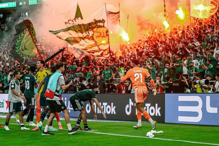 fahad1398's tweet photo. عمل اليوم كان مميزًا بكل تفاصيله 💚🇸🇦
لكن الحقيقة أن جمهور المنتخب السعودي هو من أظهر جمال هذا العمل، وهو من صنع نجاح التيفو وأعطاه هيبته في المدرج 🔥🦅

شكرًا.. شكرًا.. شكرًا لكل من حضر وساند ورفع صوته من أجل الأخضر، أنتم دائمًا الرقم الصعب وعلامة النجاح 🇸🇦💚

ومن هذه اللحظة.. نبدأ التجهيز للموعد القادم 💪🔥
بقيت خطوة، وبإذن الله نكملها سوا ونفرح بالكأس 🏆🇸🇦

يارب لا تخيب رجانا، واكتب لنا فرحة البطولة 🤲💚
قولوا آميــــن 🇸🇦🏆

#السعودية_قطر #هذا_الأخضر #خليجي٢٧