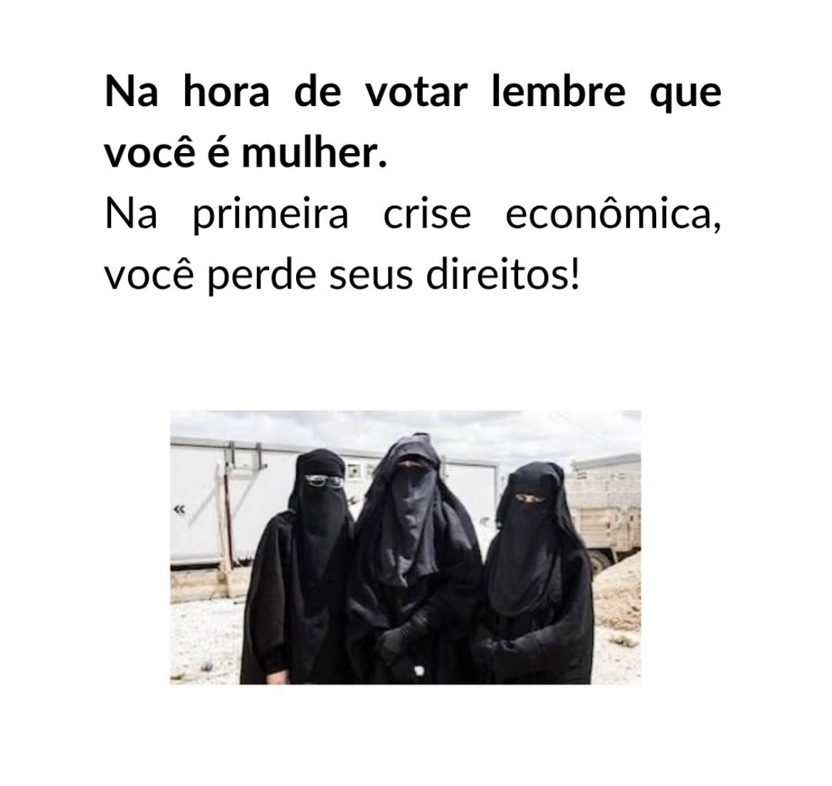 Pedroxvoliveira's tweet photo. Antes de votar, compare propostas, histórico e posicionamentos.
Porque tem gente que pode tratar política como briga de internet.
Pra muita gente, política decide a vida real. https://t.co/bYYxywiRyT