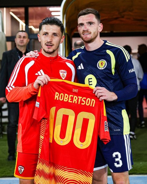 LinnersWosers's tweet photo. Andrew Robertson 🏴󠁧󠁢󠁳󠁣󠁴󠁿 made his 100th appearance for Scotland 🏴󠁧󠁢󠁳󠁣󠁴󠁿 

Congrats Robbo 👏 https://t.co/rZSwfZyoe3