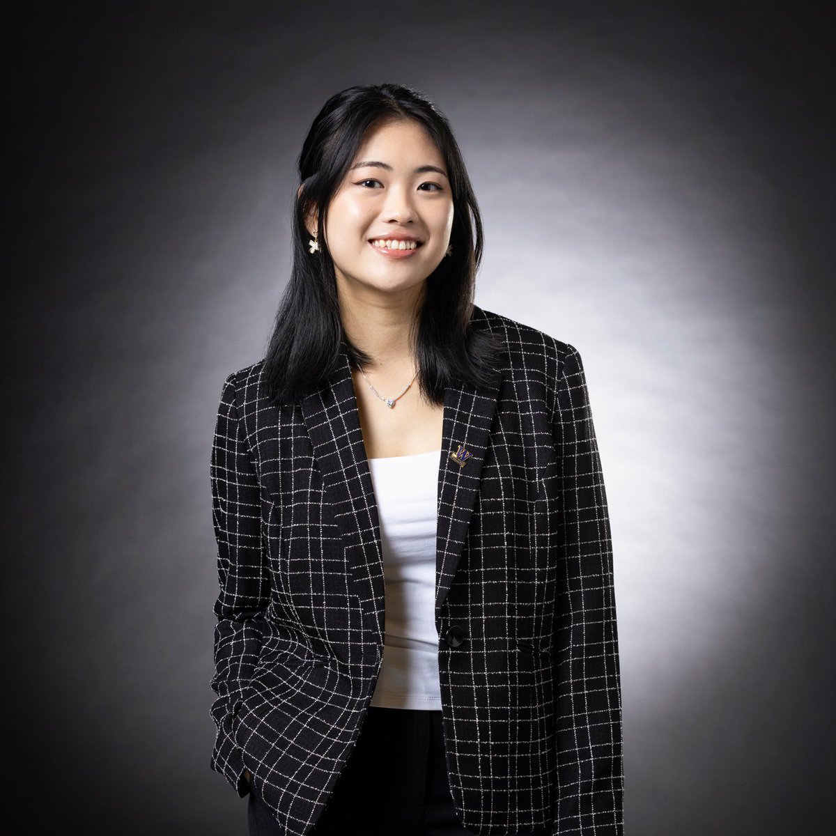 UWBothell's tweet photo. "I entered the University of Washington Bothell wondering who I could become. I left knowing I do not need a fixed answer."

Read Ashley Tsang's story "Creating community and staying authentic:" https://t.co/Jkqd6ySGlK https://t.co/iB2b71YYBc