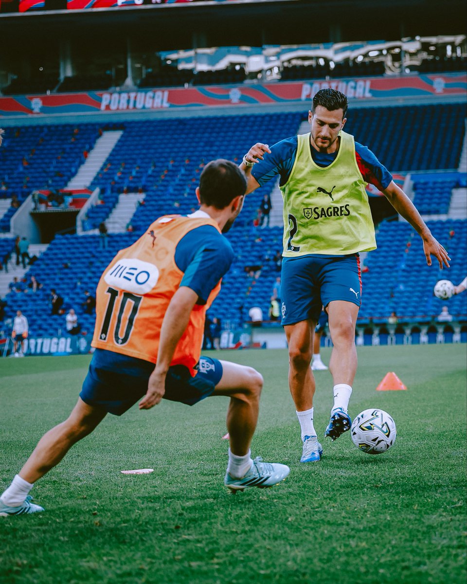 DalotDiogo's tweet photo. Casa 💙 Em busca da 4/4 🇵🇹 https://t.co/SWblfbzUCy