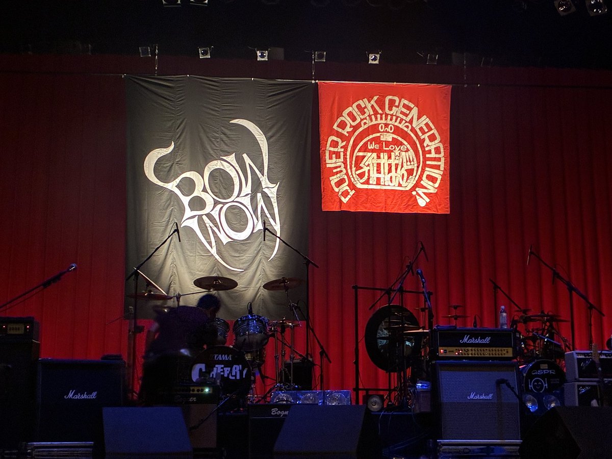 xapy_ya's tweet photo. 昨日はクアーズテック秦野カルチャーホールで TANZAWA ROCK FES 2026 でした。ホールの改修があって数年開催できていませんでしたが初回と同じ子供ばんどと BOWWOW G2で久しぶりに開催。 https://t.co/YbeH6nuAmT