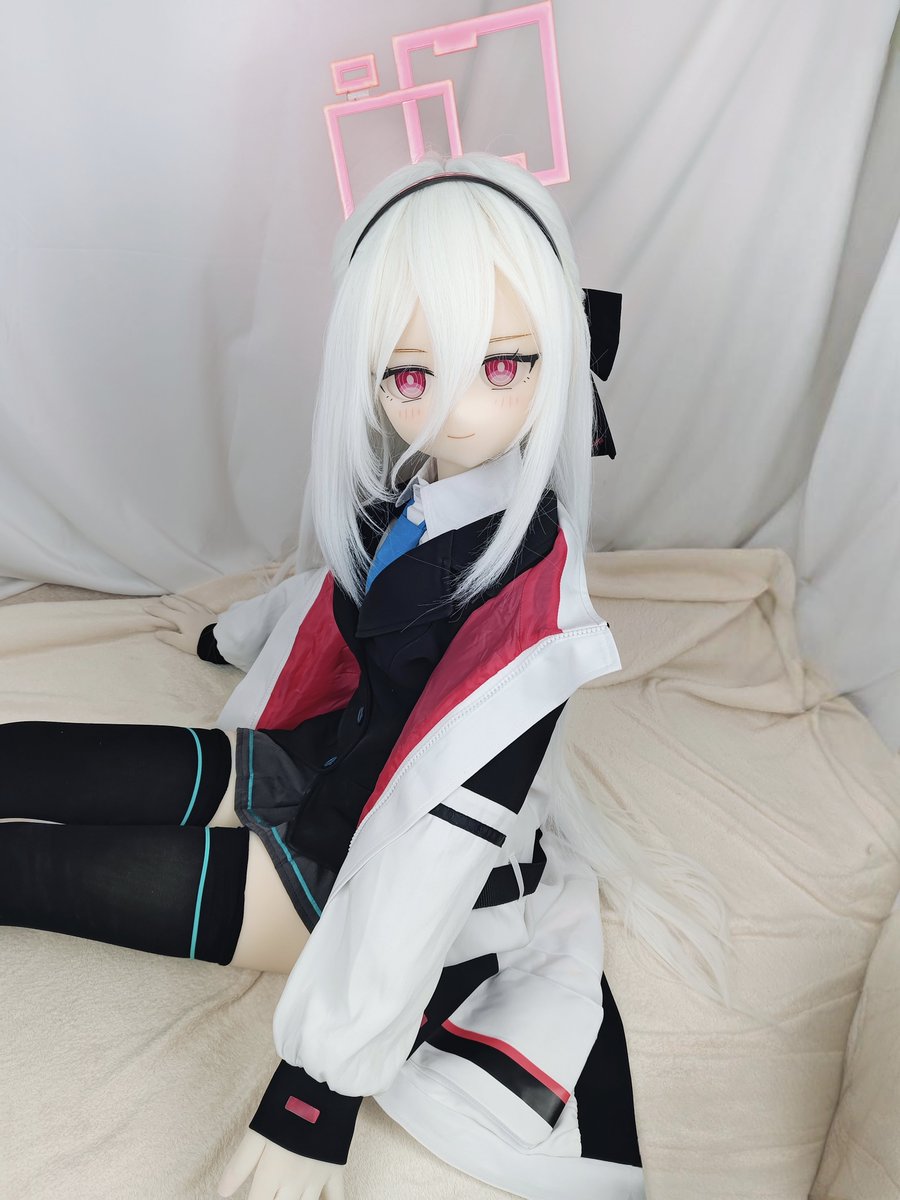 shuai9089578723's tweet photo. ……ん？ああ、先生。おはよう。また目の下に隈できてますよ。まったく。ちゃんと寝てください～😳
#ブルーアーカイブ 
#天童ケイ
#kei
#aotume https://t.co/LtuYg8vBW0
