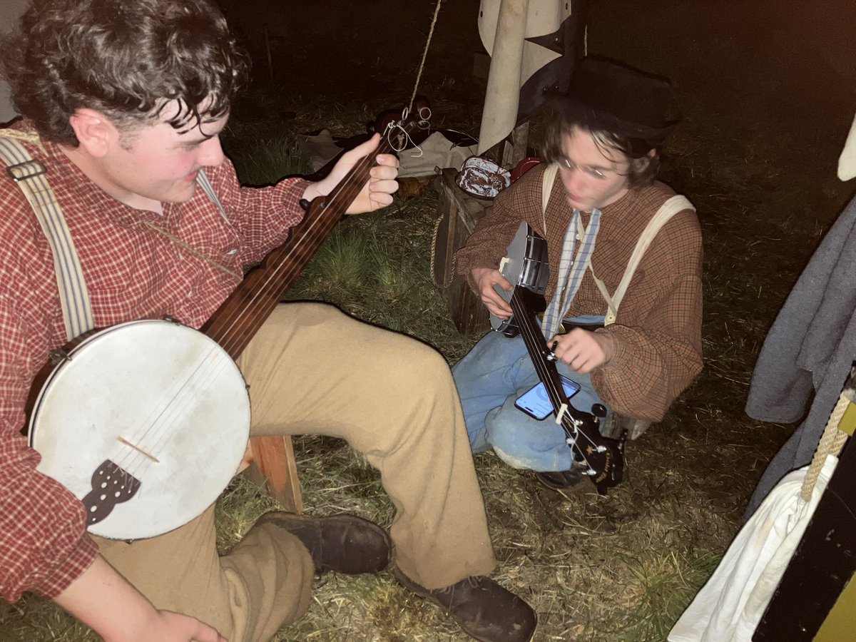 amanofthesoil tweet picture