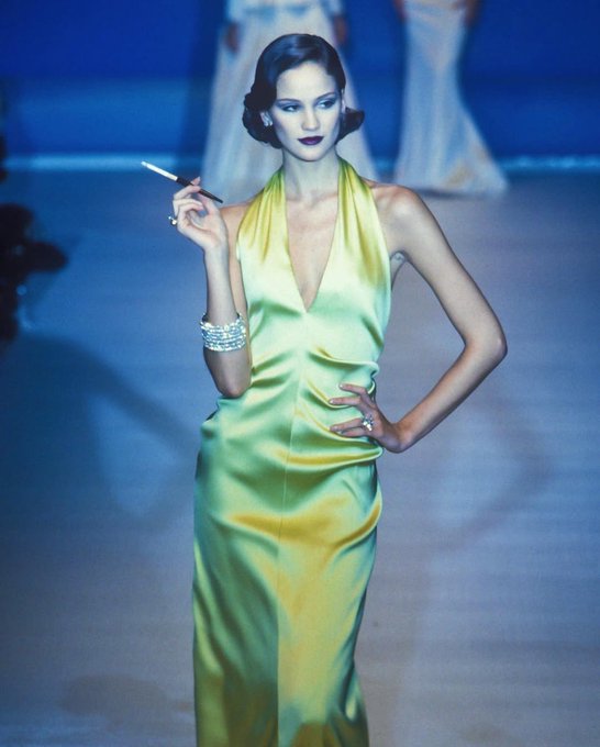 _ArchiveFashion's tweet photo. Christian Dior S/S 1996 https://t.co/of2YBejGRW