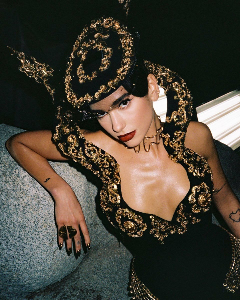Duai22's tweet photo. Dua Lipa, u’r fckin gorgeous https://t.co/5HBJG3iIHB