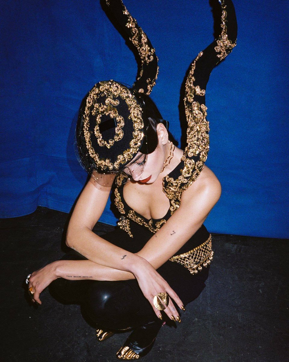Duai22's tweet photo. Dua Lipa, u’r fckin gorgeous https://t.co/5HBJG3iIHB