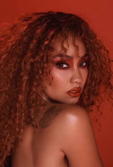 ChartUpdate_'s tweet photo. Happy 35th Birthday to Leigh-Anne Pinnock. 

As part of Little Mix, she helped deliver some of the group’s biggest hits before making her mark as a solo artist. https://t.co/XIGYhwpipw