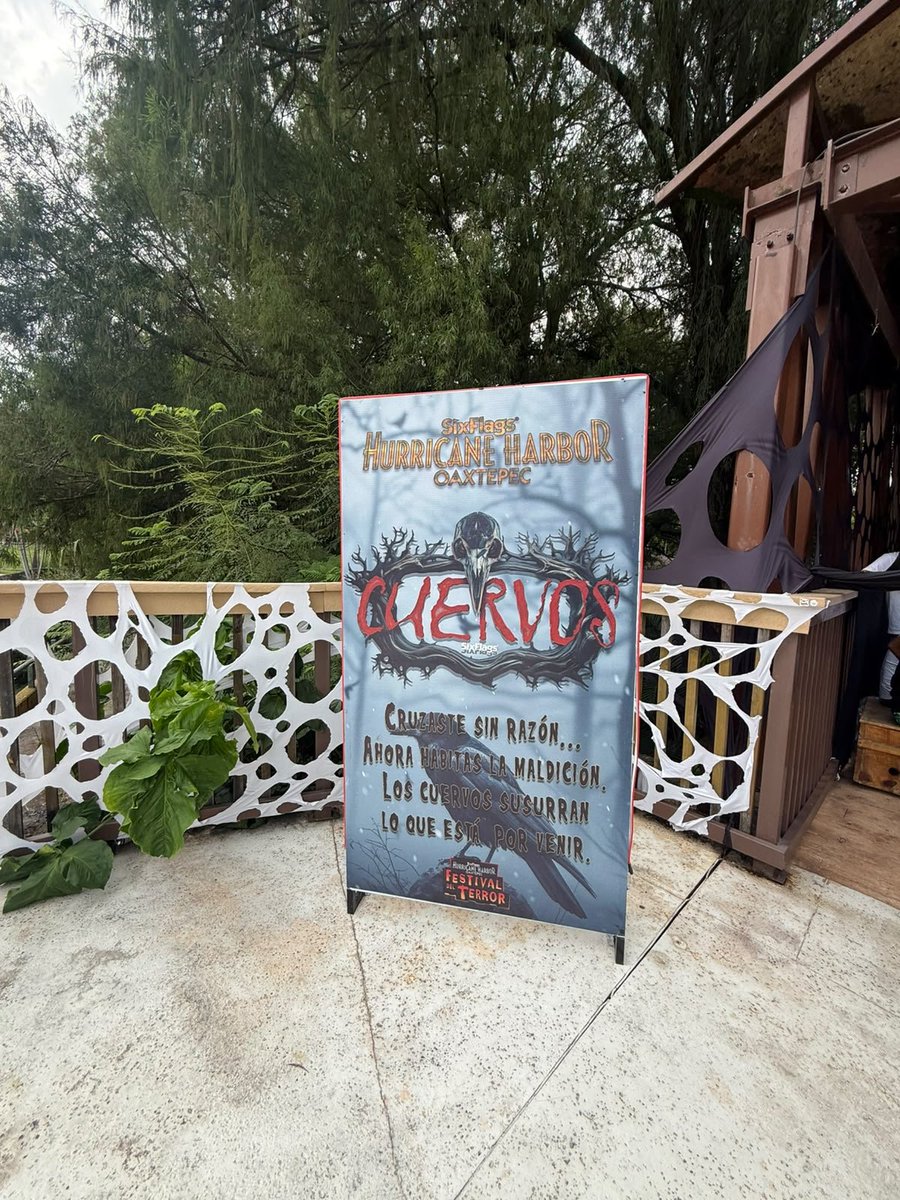 EnDirectoMex's tweet photo. 👻🔥 ¡El terror llegó a Oaxtepec! 🔥👻

Arrancó el Festival del Terror en Six Flags Hurricane Harbor Oaxtepec con sustos, monstruos y una noche llena de adrenalina. 🎃💀

¿Te atreves? 😱

#FestivalDelTerror #SixFlags #Oaxtepec https://t.co/H33zJjKZvC