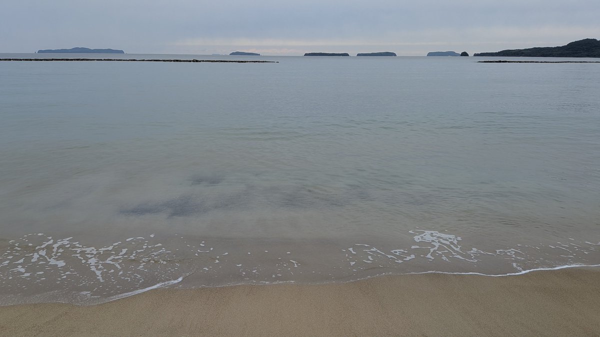 ba_0109_'s tweet photo. 太平洋しか知らないからねぇ。
日本海は、なんか島っぽいの多いよねぇ。 https://t.co/p1K6Ngw41d