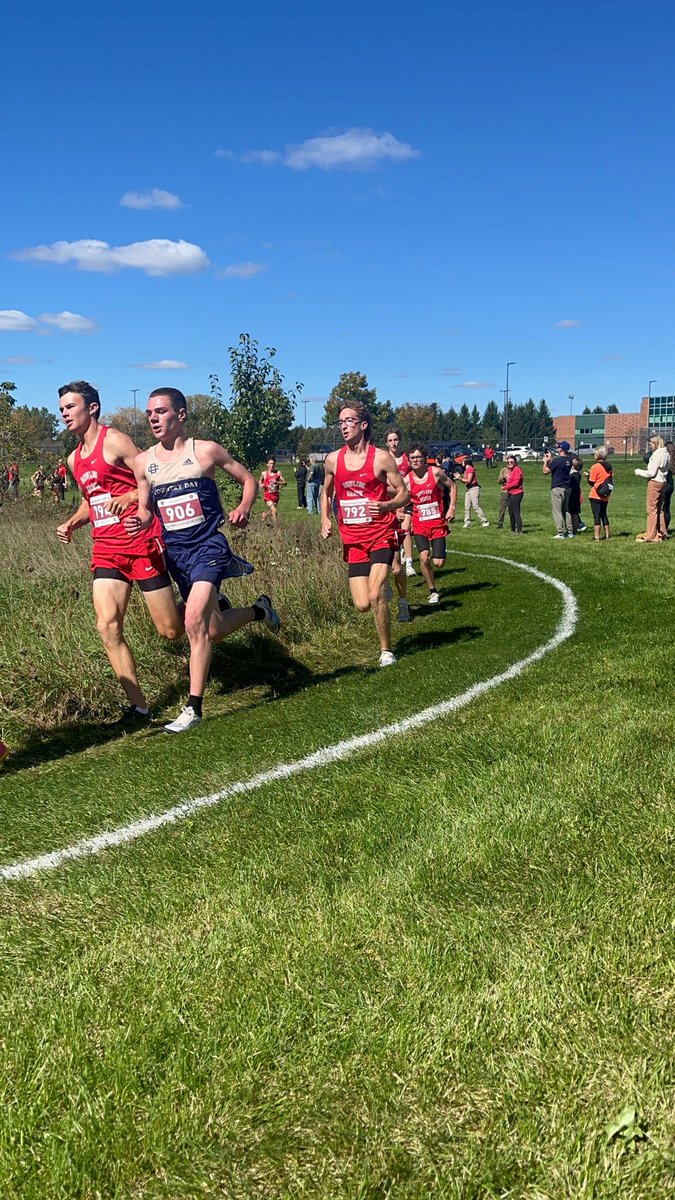 bghs_cc's tweet photo. Congrats on your 1st place finish today at the Legends XC Invite in Pinckney, MI. Tough courses make tough teams! Next up - NLL Championships on 10/17.@BGHS_AD @DanBlackBGCS

Results: https://t.co/xHdzthYJJh https://t.co/81eP2YSYt3