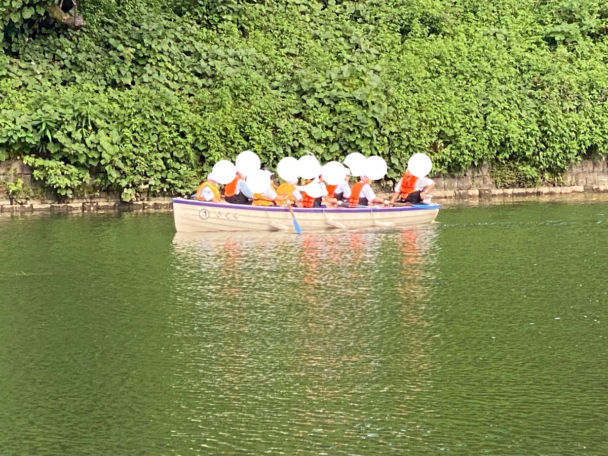 jsf_chiyoda's tweet photo. 10月3日千代田区海洋少年団は定例訓練を行ないました。先ずは戦没者墓苑にて4日の手旗の練習と行進の練習そしてカッター訓練と結索訓練を行ないました！　 #千代田区海洋少年団  #戦没者墓苑  #手旗信号  #カッター訓練 https://t.co/ZCVN0jrcva