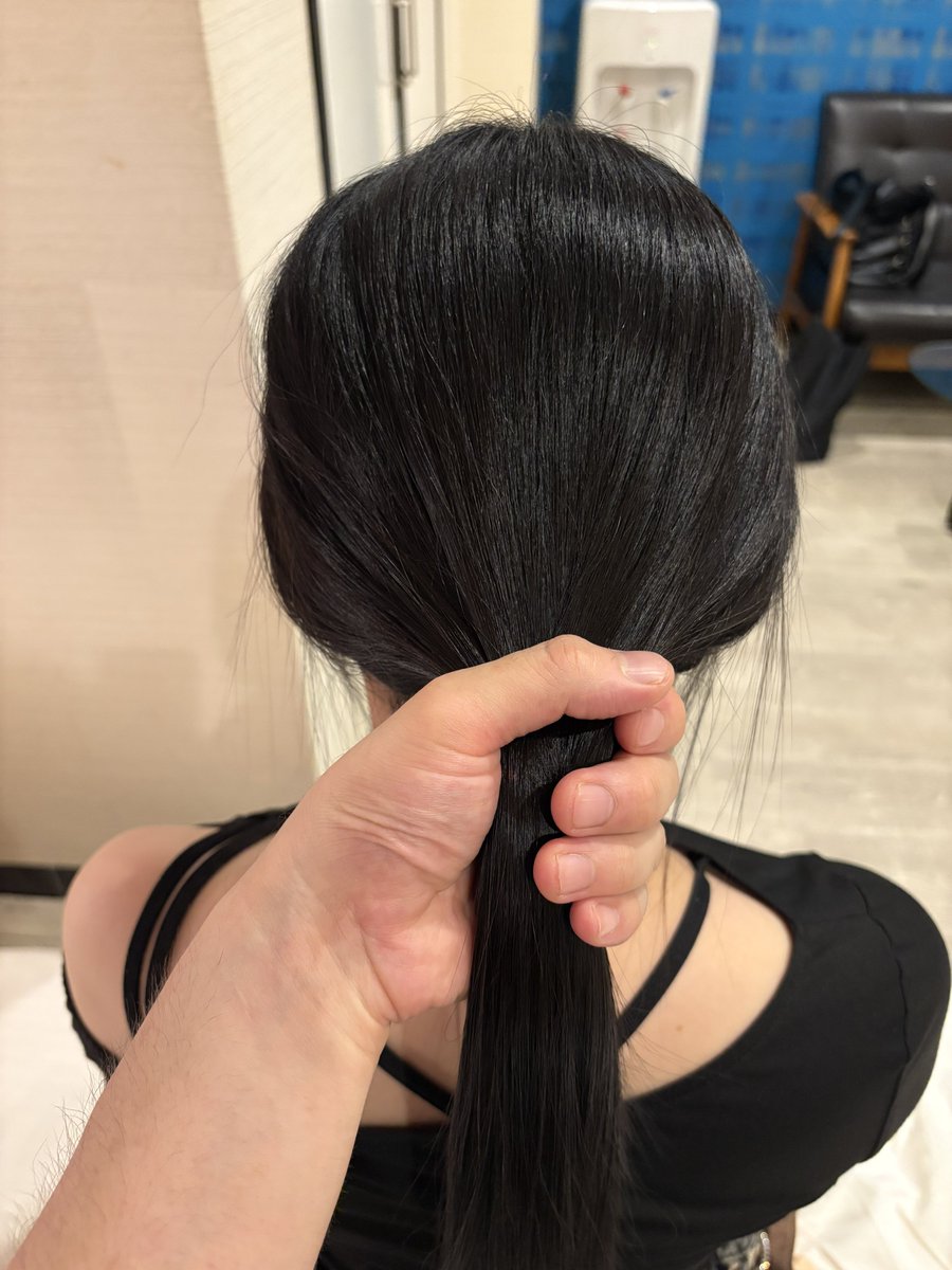 kamifetikentaro's tweet photo. 頭頂部→ストレート→髪掴み https://t.co/eDEa7wGSfT