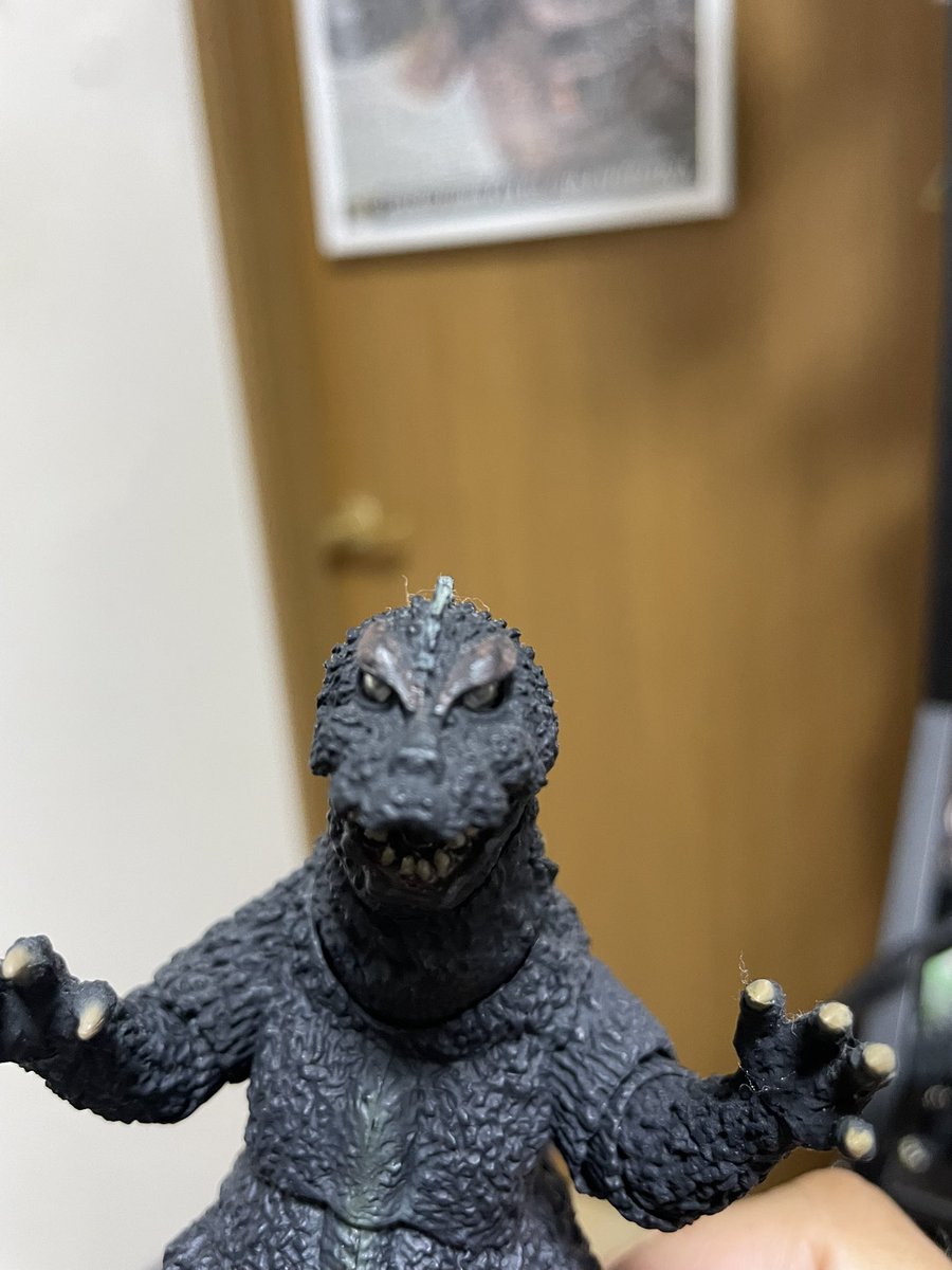 DAIzillas's tweet photo. 俺の推しゴジはモスゴジ、メカ逆ゴジ、84ゴジ、GMKゴジ…どれも目つきが悪い。
酒井ゆうじさんのお気に入りと被るのも多い。推しゴジのモンアツ化もあと84を残すだけ。
#ゴジラ　#モンアツ https://t.co/3OsnEYJmvZ