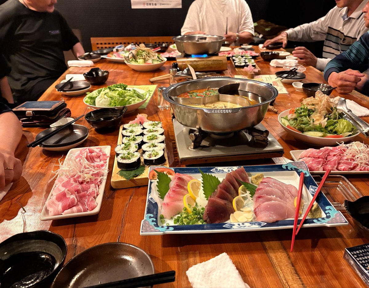 HINAnoRIKU's tweet photo. 久しぶりの会社飲み🍻　やっぱり返盃は酔う🥹 https://t.co/0kMuOGqT4Y