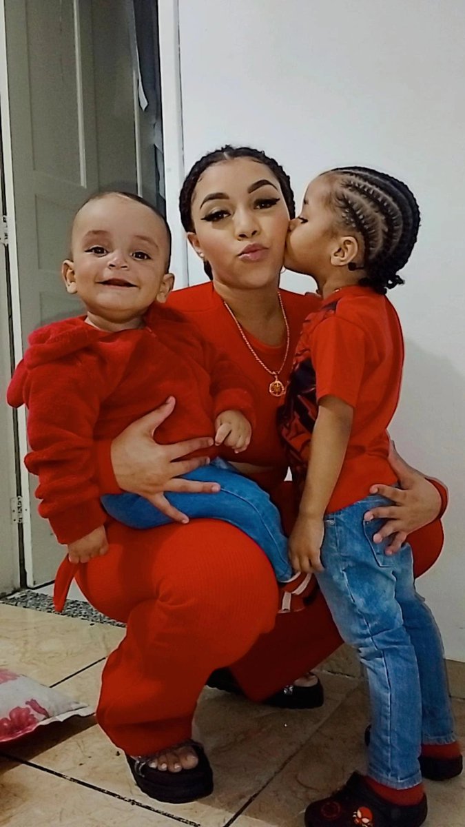 AnaClar745's tweet photo. Meus amores ❤️❤️ https://t.co/PlpWVpDiSl