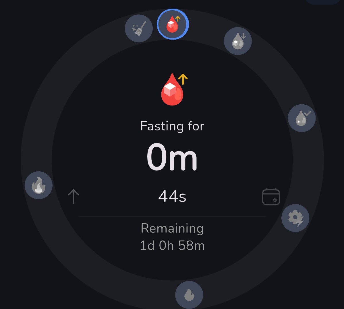 Celestecohp's tweet photo. Totally didn't binge(⁠T⁠T⁠) sigh Imma fast for one day to restart my stomach and eat under 350 for the rest of October/ serious https://t.co/wm7wbjWkLp