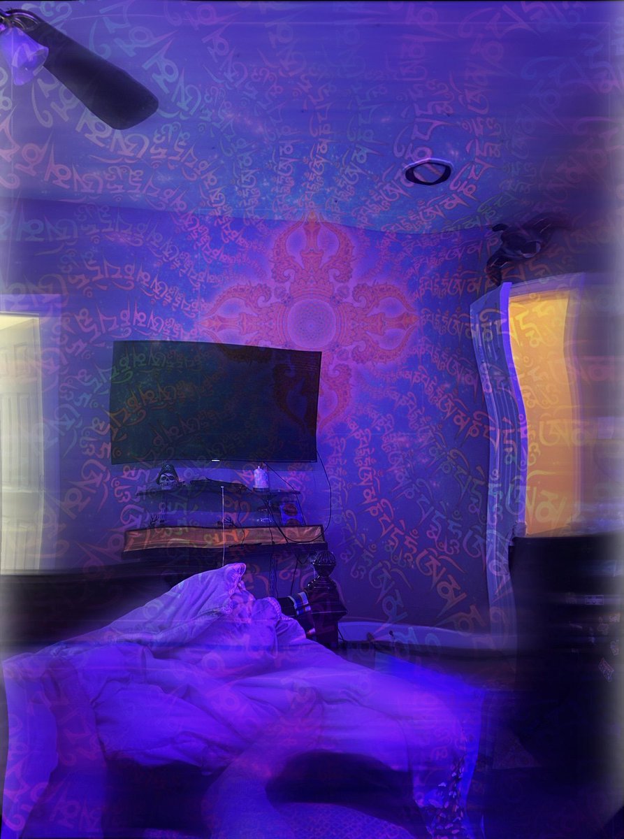 marklawsonn01's tweet photo. Visuals on 12mg of DMT. 

(Breakthrough is ~40mg)
#Drugtwt
#Psychedelics
#mentalhealth
#Dmttwt
#coketwt https://t.co/gur79x1fLT
