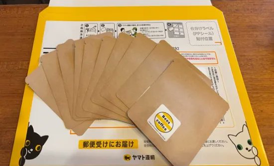 beescoffee's tweet photo. ネット限定商品！３０００円ドリップコーヒー１０パック詰め合わせ
ドリップコーヒー単品300円×１０パックを送料込の特別価格で販売致します！
中身はその時のおすすめのコーヒー豆をチョイス致します！
https://t.co/RwZjbTQB0p
＃コーヒーギフト ＃ドリップコーヒー https://t.co/kzcTtKFCXO