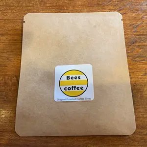 beescoffee's tweet photo. ネット限定商品！３０００円ドリップコーヒー１０パック詰め合わせ
ドリップコーヒー単品300円×１０パックを送料込の特別価格で販売致します！
中身はその時のおすすめのコーヒー豆をチョイス致します！
https://t.co/RwZjbTQB0p
＃コーヒーギフト ＃ドリップコーヒー https://t.co/kzcTtKFCXO