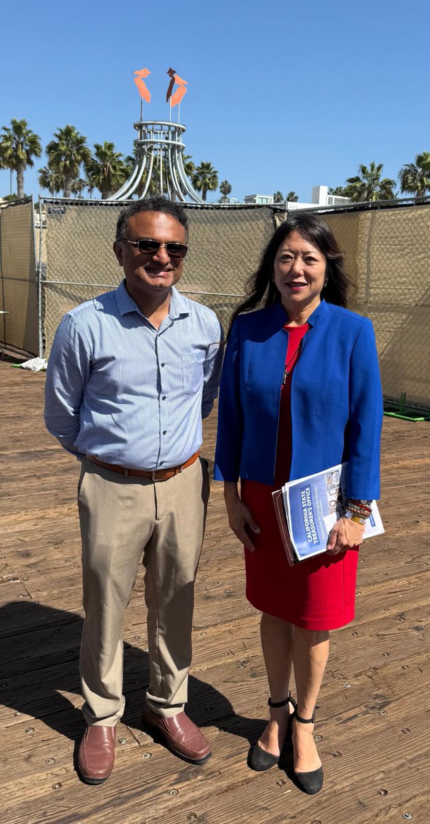 CGILosAngeles's tweet photo. CG @drkjsrini met California State Treasurer Fiona Ma in Los Angeles. 

@MEAIndia @IndianEmbassyUS @IndianDiplomacy @DrSJaishankar @CimGOI @DoC_GoI @DPIITGoI @PiyushGoyal @investindia @makeinindia @PIB_India @FionaMa @CalTreasurer @CAGoBiz @CAgovernor

#IndiaInLA #IndiaUS #Trade #Investment #EconomicPartnership #California