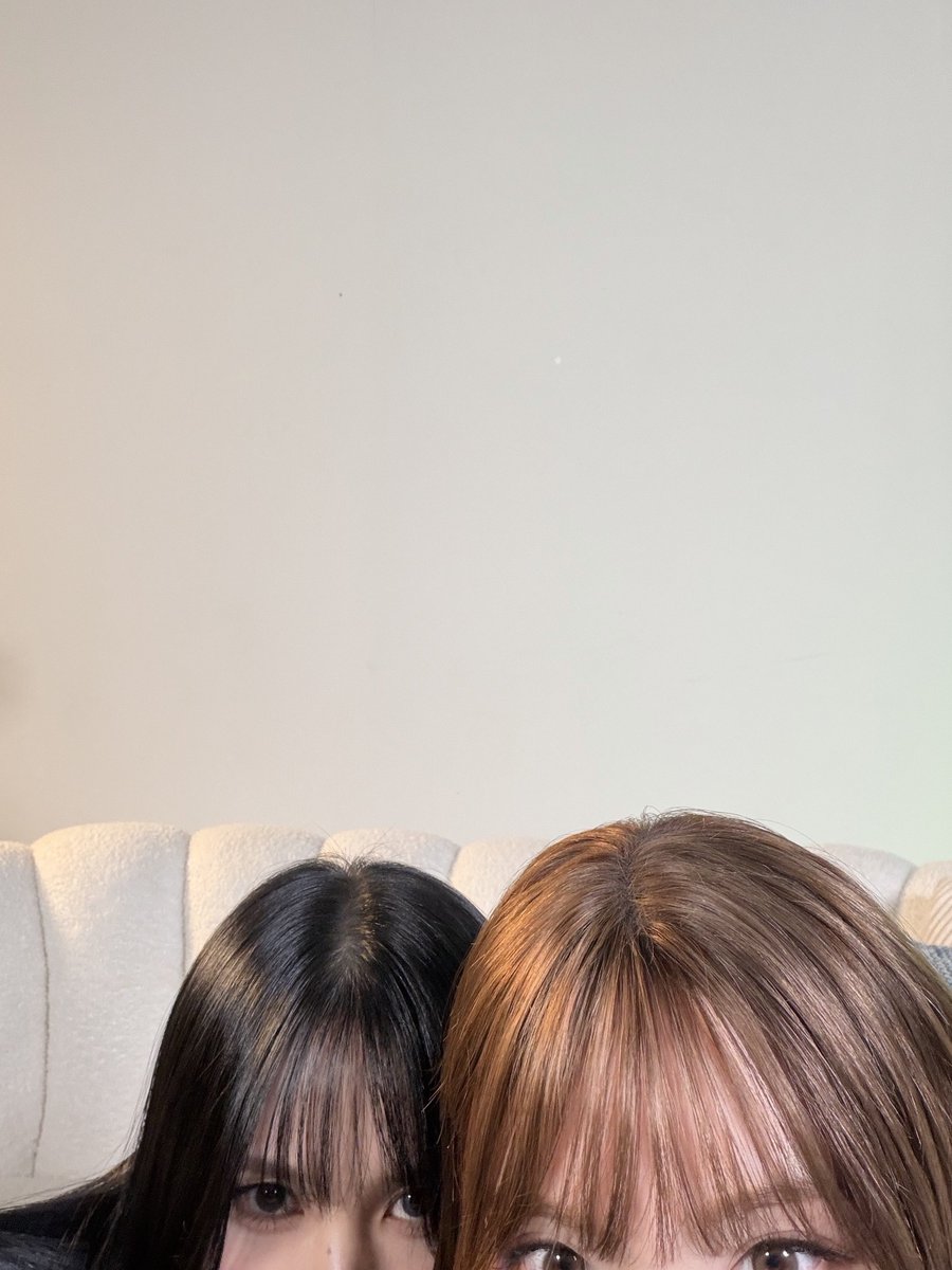 nynwicecart's tweet photo. GOOD MORNING OMGGG MINAYEON FROM NAYEON BBL!!! 🩵💚 SEEMS LIKE WE'RE GETTING A MINAYEON CONTENT SOON 👀 https://t.co/JxkomPUXJz