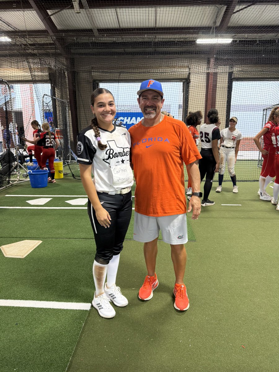 CourtLatronico's tweet photo. Weekend in Gainesville and another great visit! Lots of helpful feedback and amazing instruction! Thank you @_TimWalton and @Coach_AT Go Gators 🐊 
@dale_serie 
@rshawn7520 
@KristiMalpass 
@vasquezmarky 
@bombercoach 
@16UAcademy https://t.co/1DGaWkdR1O
