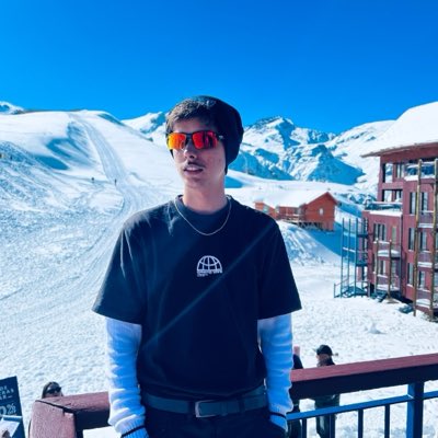 samuel_feitosaa's tweet photo. #NovaFotoDePerfil https://t.co/5gRKofB8NF