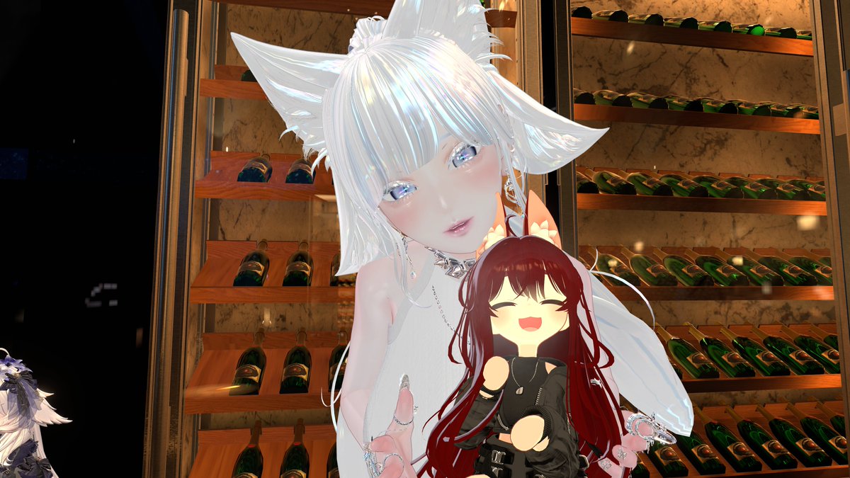 Japanese_Lilith's tweet photo. 久しぶりにLFのみんなとっ✨
しあわせ過ぎたー❣

新ミュージックもめーっちゃ楽しみ🎵ﾌﾌ
寝起きだって、落ち込んでたって…
そしてこの夜初めて来てくれたキミもウェルカム✨

落ち着いた空間でまったり会話をして、いい音楽聞かせてもらって…
いつメンはもちろん、みーんな大好き💜

#VRC_LF https://t.co/DbHGYsAML4
