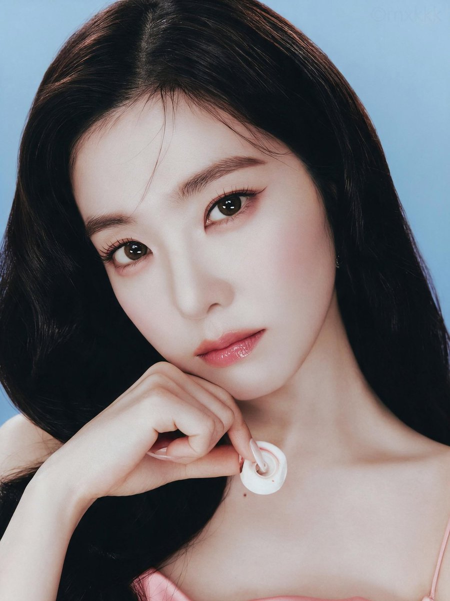 RV_temuoppa's tweet photo. #RedVelvet_Irene @RVsmtownおはよう😃ぺジュ姉。今日がペジュ姉さんにとって良い一日となります様に https://t.co/X1crayJAf4