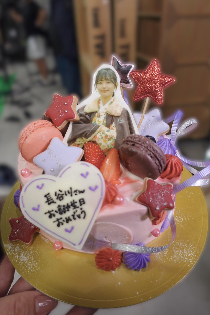 kasumi_hasegawa's tweet photo. #仮面ライダーマイス 第5話ありがとうございました！！
ムトン起きてましたね🐏
ケン様とムトンの関係性も垣間見れたかな？？

先日、現場でお誕生日をお祝いして頂きました🎂
嬉しい🥹

来週もお楽しみに！！ https://t.co/rgvLEpO60L
