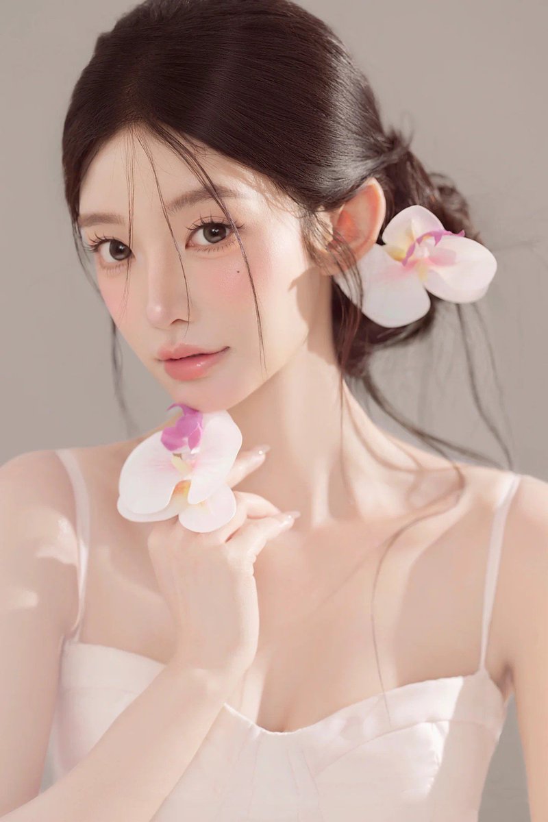_CARNEL00's tweet photo. [Today I saw a talent with Lang Maozhi She's really outstanding!]， https://t.co/boc4BiJTtk