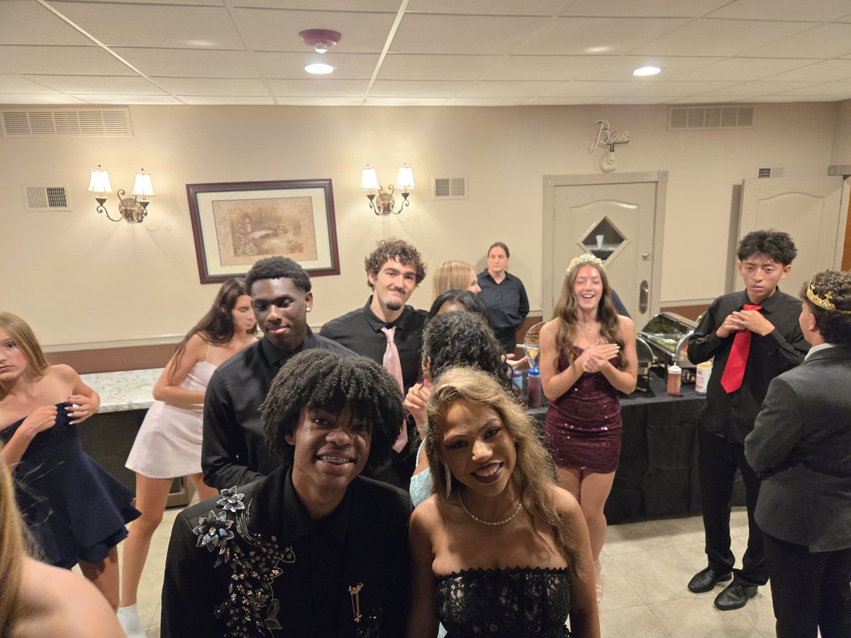 dadamltps's tweet photo. Such a fun time for all during our @CardinalsLHS #HOCO 2026 weekend. Have a great night everyone!! @LTPS1 #LTPSThisIsUs https://t.co/6gFrqbq8Ol