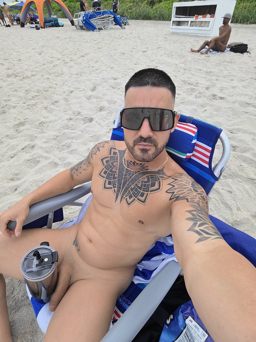 iamdeibysreyes's tweet photo. Haulover beach... https://t.co/lV3JD2TqS2