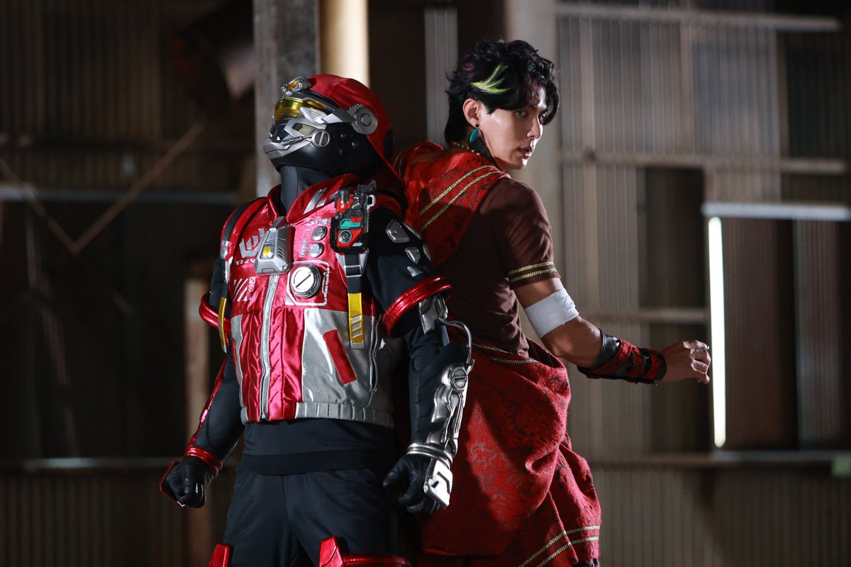 ProjectRED_Toei's tweet photo. 来週10月11日㈰
『#角醒ハンターオメガホーン』
第拾弍話「取り戻せ！ギリコVSバーサー！」放送📢

人々を襲う「角獣人間」👿
退治へ向かうシャウトはギリコと再会🦈

カンナを探し続けてきたギリコの前に
飛導のバーサーが!?

想いをぶつける戦いが始まる——

https://t.co/Uvx4TcRbJs

#オメガホーン https://t.co/R5j0V56qgf